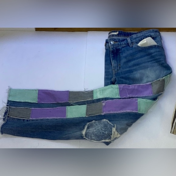 Levis 711 Jeans, size 32 distressed patchwork, Cropped Ankle, Women's - Picture 12 of 12